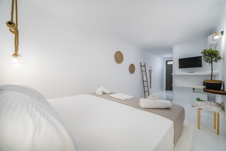 Bedroom 4, The Amethyst Exclusive Suites Oia, South Aegean
