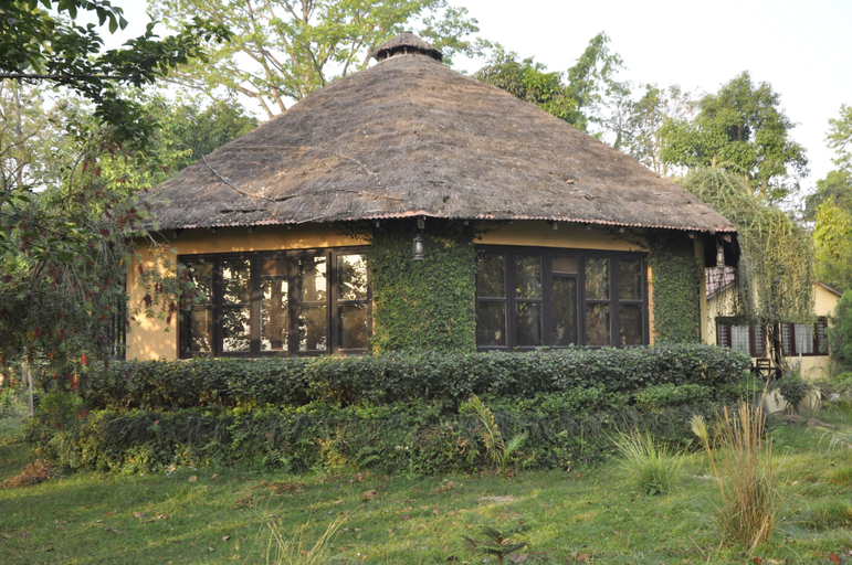Front of property 2, Rhino Lodge Bardia, Bheri