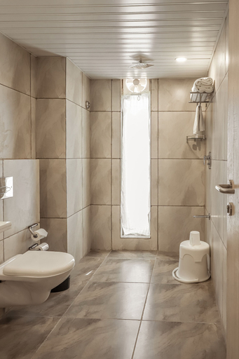 Bathroom 4, Regenta Central Somnath, Gir Somnath