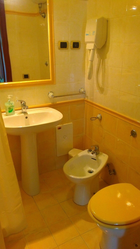 Bathroom 4, B&B Le Stanze del Sogno, Benevento
