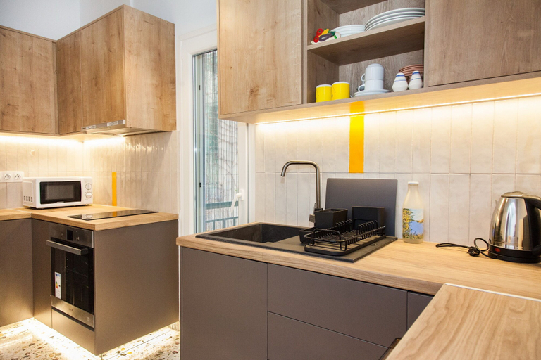 Others 4, Amazing apt in Likavitos with view, Attica