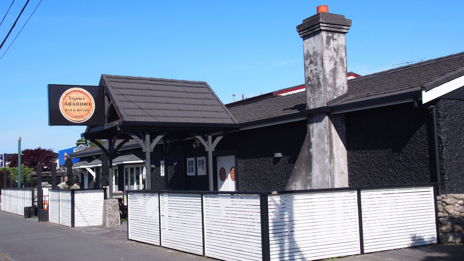 Exterior & Views 2, Totara Lodge, Upper Hutt