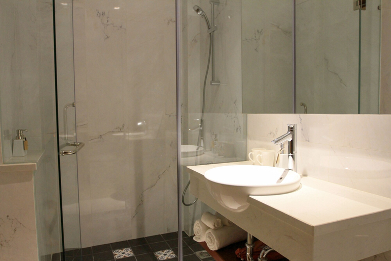 Bathroom, The Lighthouse, Ninh Kiều