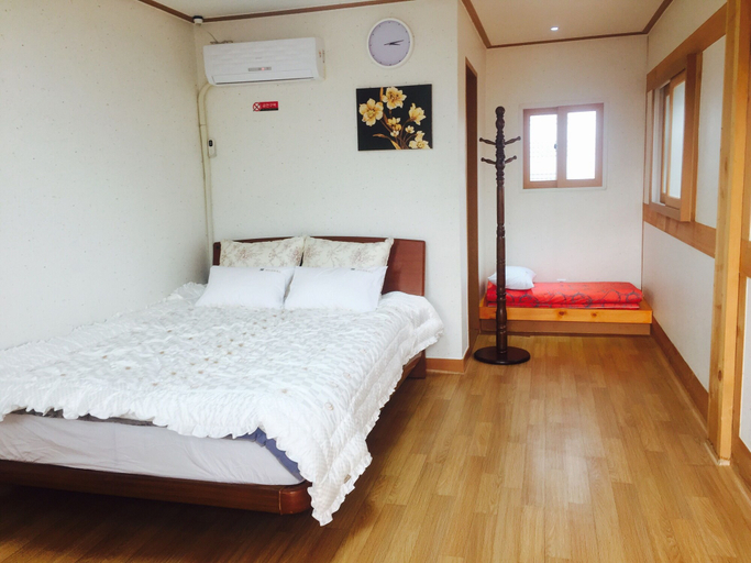 Bedroom 2, Gyeongju Ran Hanok, Gyeongju