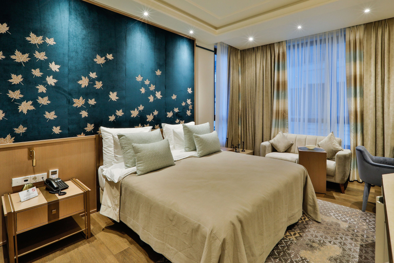 Bedroom 3, Dreamland Golf Hotel, Baku