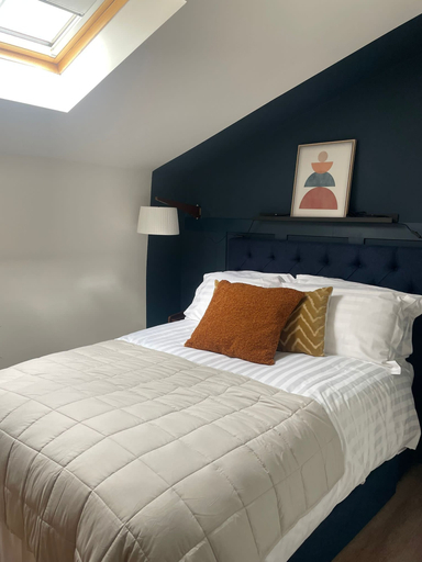 Bedroom 3, Peak Willow Apartments, Staffordshire
