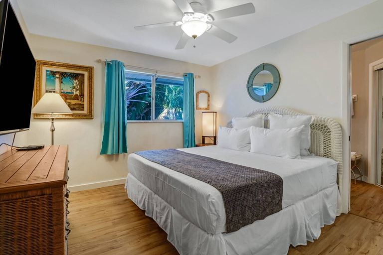 Bedroom 3, 250 1st St-a, Collier