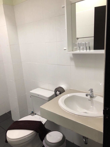 Bathroom 3, HP House Cafe', Muang Chiang Mai