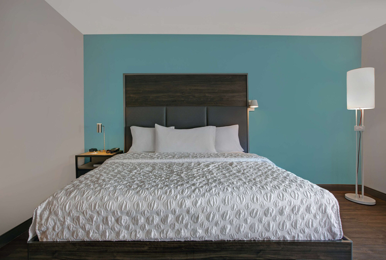 Bedroom 3, Tru by Hilton Knoxville West Turkey Creek, Knox