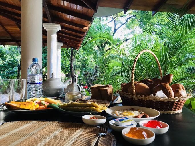 Food & Drinks 5, Palmyra Nature Resort Sigiriya, Dambulla