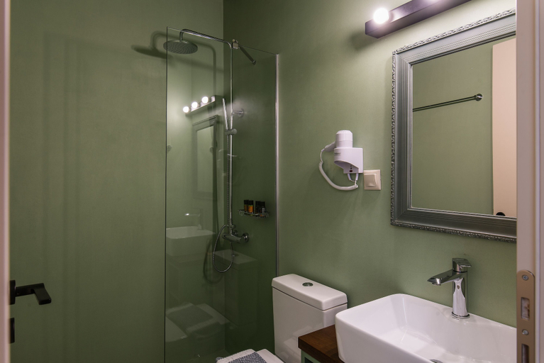 Bathroom 5, Nonnalena Hotel, Crete