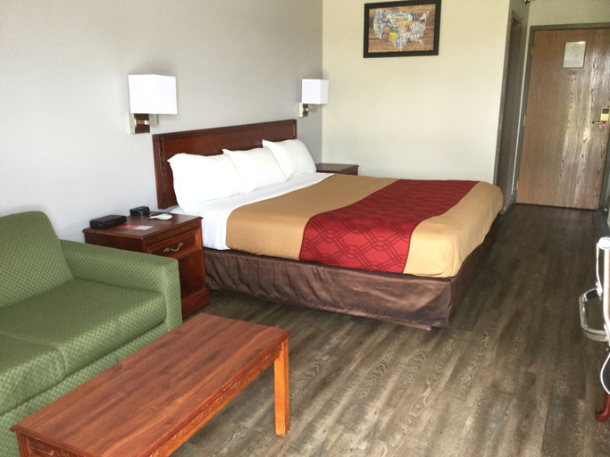 Bedroom 3, Econo Lodge Lincoln, Lancaster
