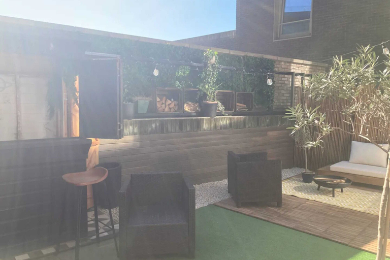 Food & Drinks, Pet Friendly 1 Bedroom Apartment in London Fields, London