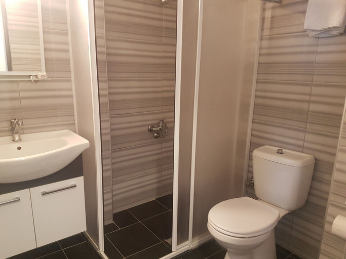 Bathroom 2, Alican 2 Hotel, Konak