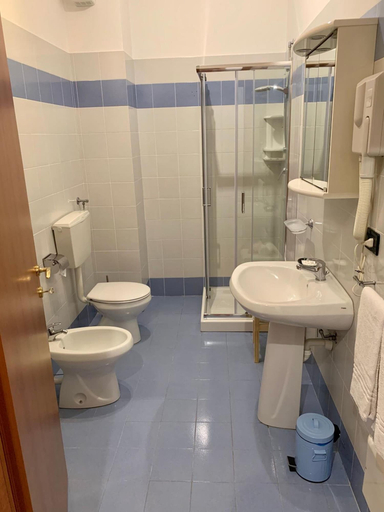 Bathroom 4, Mini-Appartamenti, Camere Lanterna Blu, Alessandria
