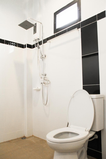 Bathroom 3, La moon, Muang Chiang Rai