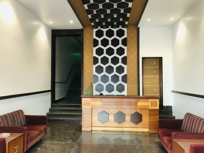 Others 4, NAVEED RESIDENCY, Anantapur