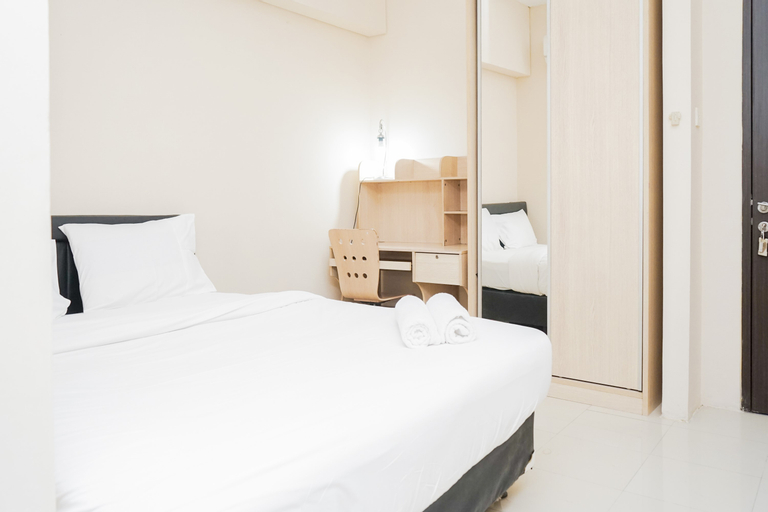 Bedroom 1, Comfort and Simply Studio The Habitat Apartment By Travelio, Tangerang