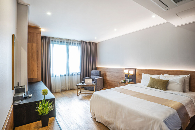 Bedroom 3, Embledon Hotel, Hwaseong