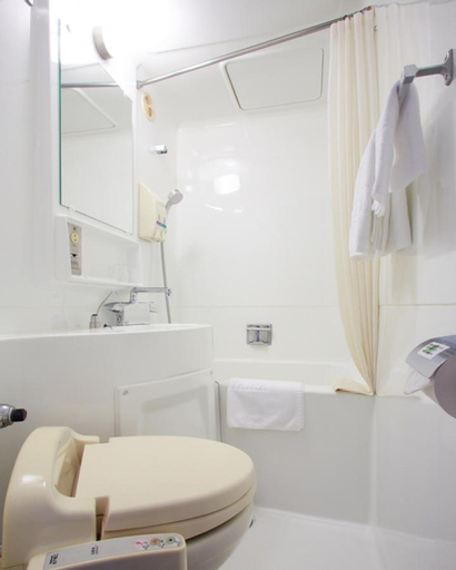 Bedroom 4, Hotel Taira, Naha