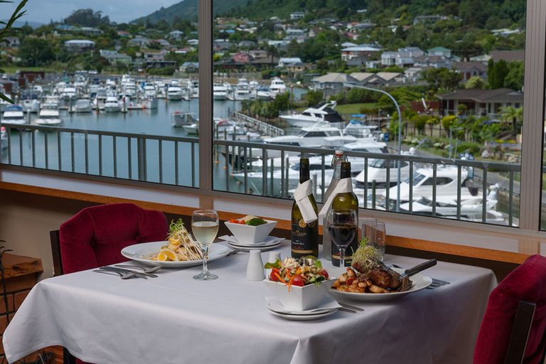 Food & Drinks 4, Picton Beachcomber Inn, Marlborough
