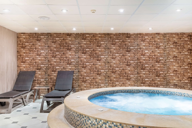 Sport & Beauty 2, Radisson Blu Hotel & Convention Center, Alexandria, Al-'Amriyah