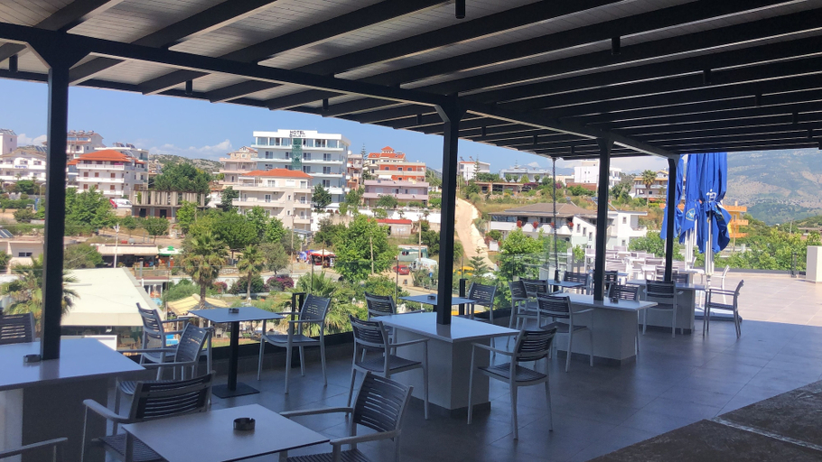 Food & Drinks 5, Blue Eye Hotel, Sarandës