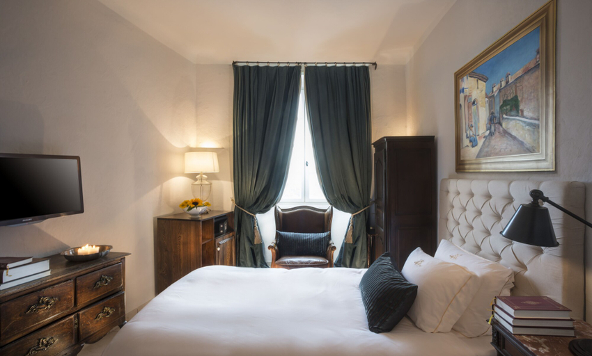 Bedroom 3, Chateau Le Cagnard, Alpes-Maritimes