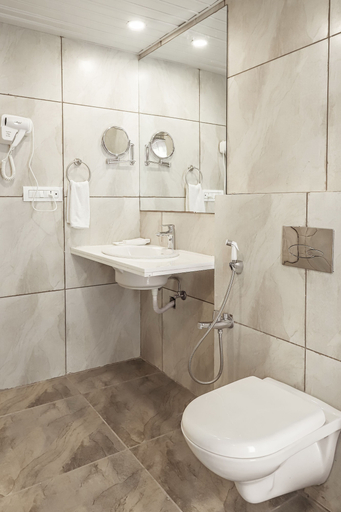 Bathroom 4, Regenta Central Somnath, Gir Somnath