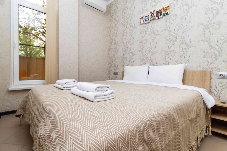 Bedroom 3, More Apartments na Kuvshinok 8 11, Sochi gorsovet