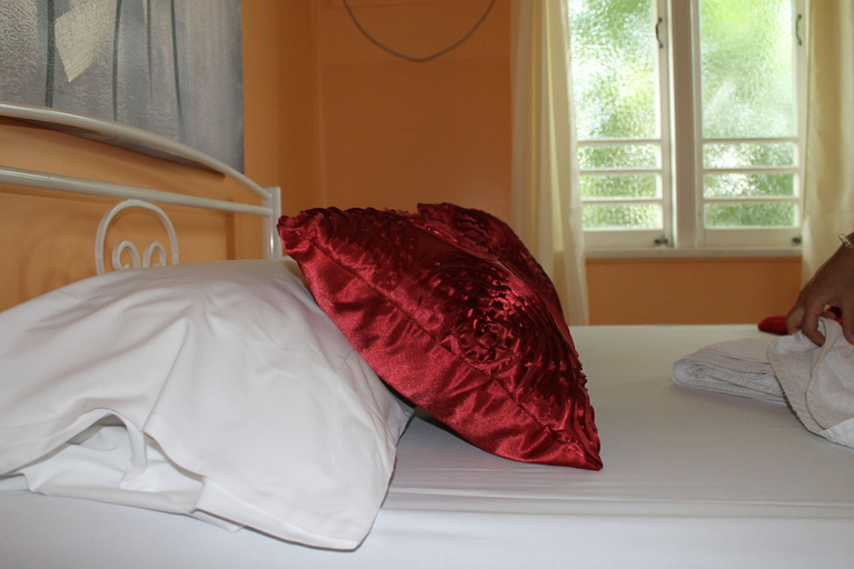 Bedroom 3, Civic Guest House - Hostel, City