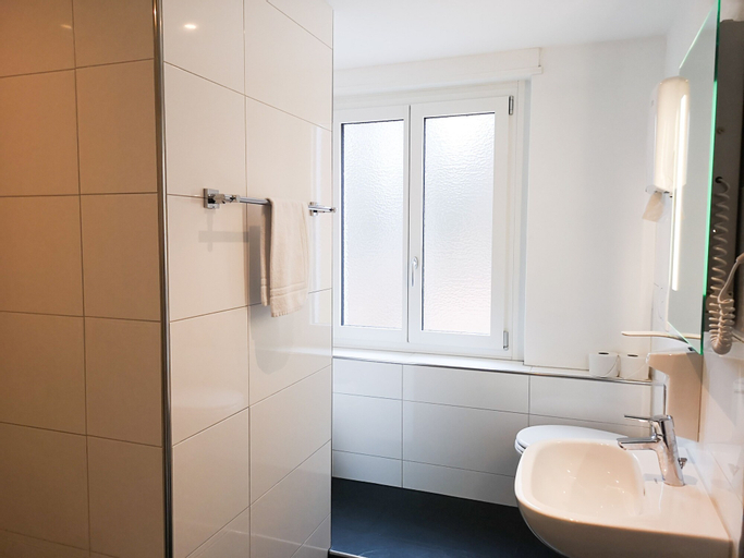 Bedroom 3, Hotel Sonnenberg, Luzern