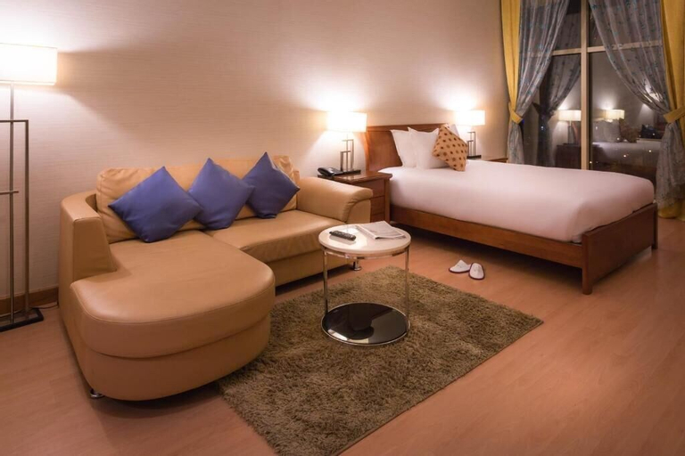 Bedroom 3, Al Safir Tower & Residence, Manama