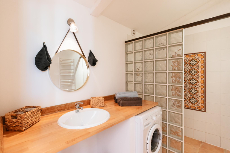 Bathroom 4, Domaine de l'Osage, Gard
