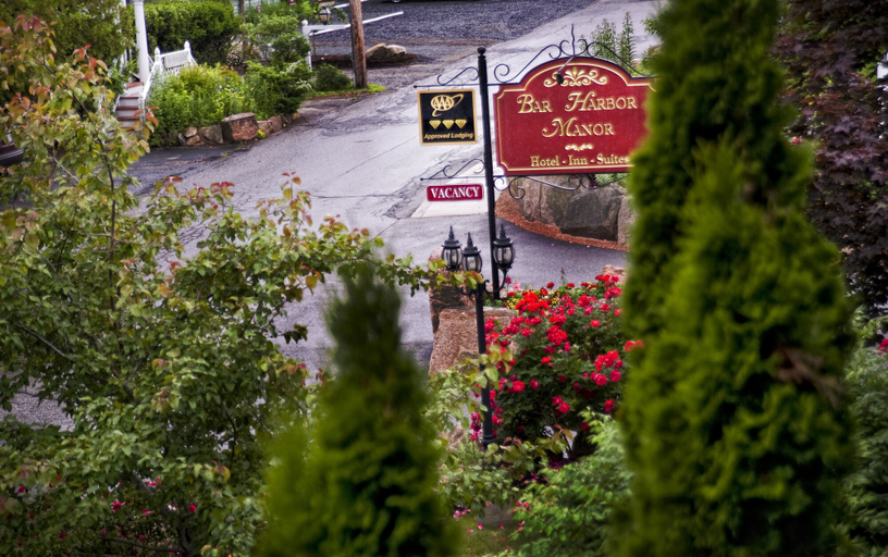 Others 5, Bar Harbor Manor, Hancock