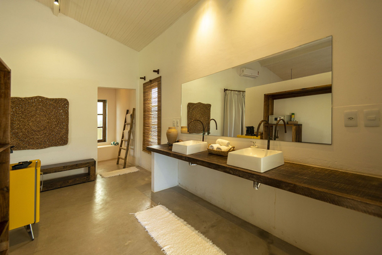 Bathroom 4, Villa dos Nativos Boutique Hotel, Porto Seguro