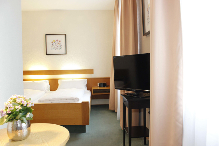 Bedroom 2, City Hotel Würzburg, Würzburg