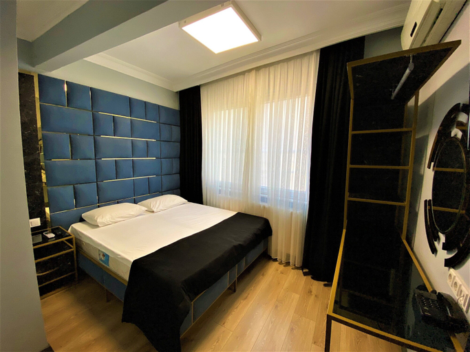 Bedroom 4, Orange Airport Hotel, Bakırköy