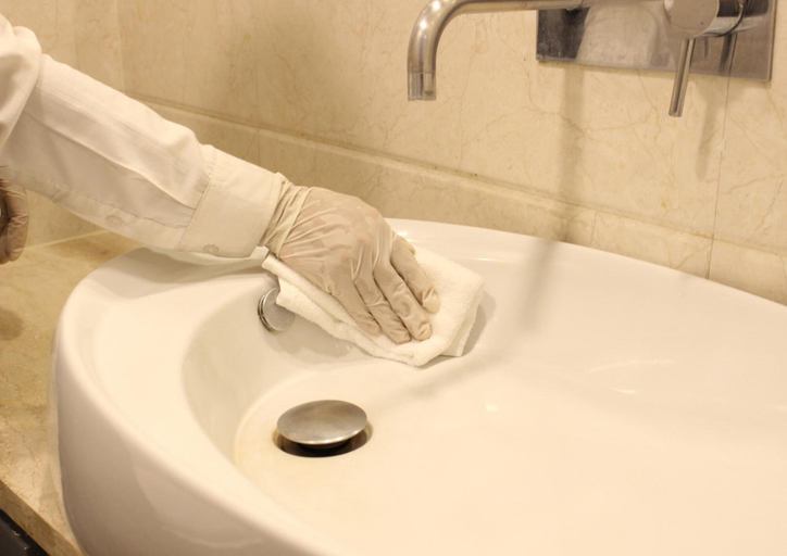 Bathroom 3, Jagadish hotel begur, Bangalore