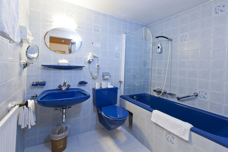 Bathroom 4, Beauty & Wellness Hotel Tirolerhof, Landeck