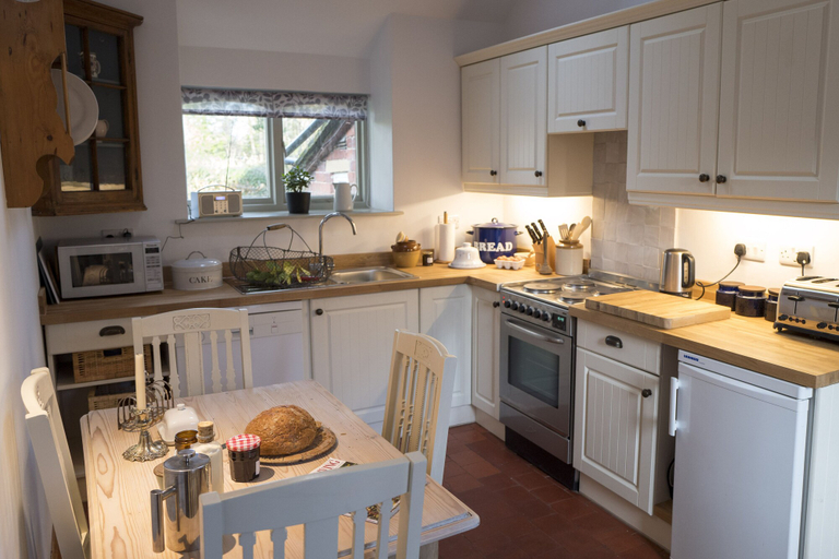 Others 3, Courtyard Cottage, Shropshire