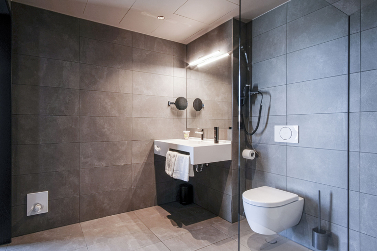 Bathroom 5, RiKu HOTEL Göppingen, Göppingen