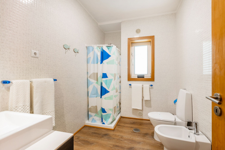 Bathroom 4, Furadouro Sunny Family Villa, Ovar