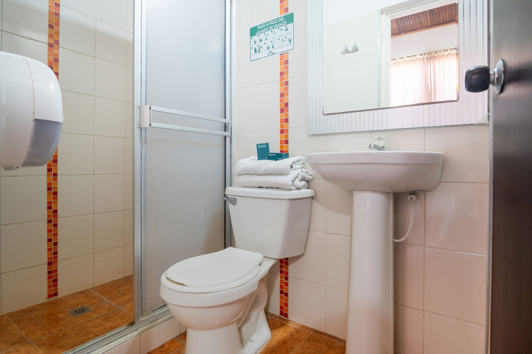 Bathroom 4, Ayenda Mar Azul Neiva, Neiva