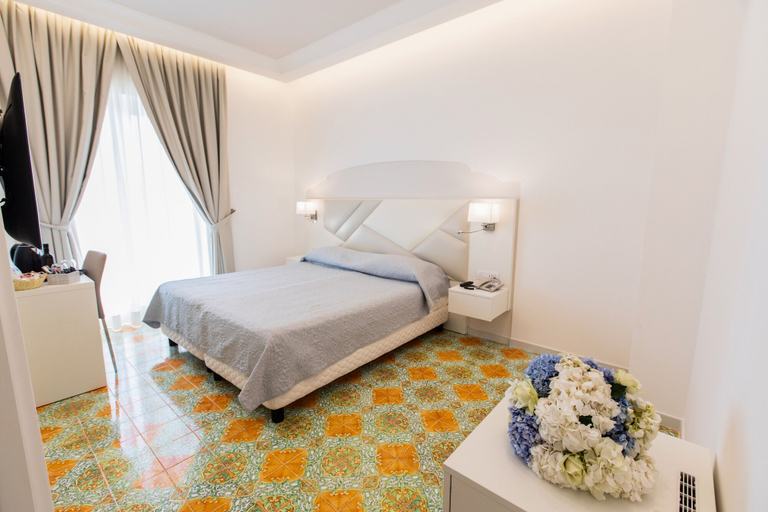 Bedroom 4, Hotel Le Rocce, Salerno