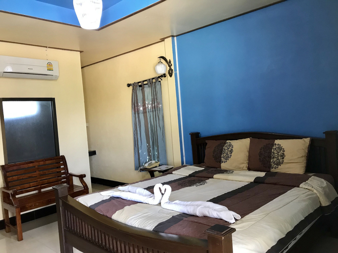 Bedroom 2, Phupha Inn Resort, Wang Thong