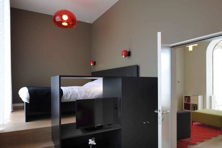 Bedroom 3, Le Presbytère, Liège