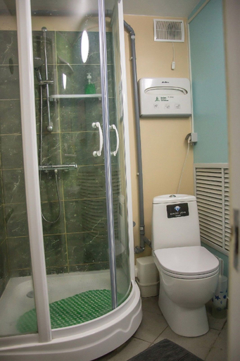 Bathroom 3, Podushka - Hostel, Sankt-Peterburg gorsovet