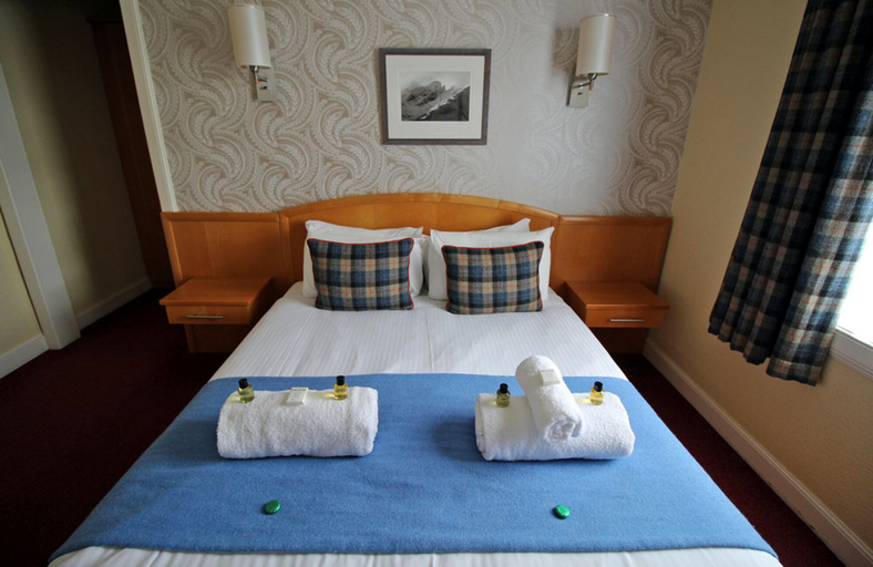 Bedroom 4, Sligachan Hotel, Highland
