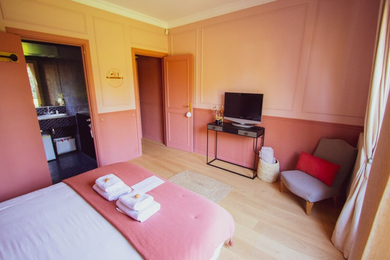 Bedroom 5, les jardins de Beaumont, Nord